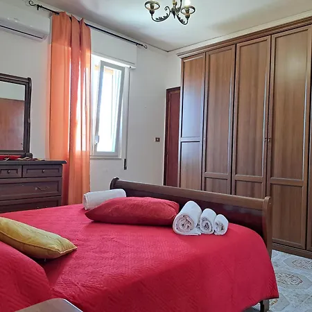 Anastasia's House Holiday home Trabia
