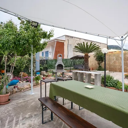 Апартаменты Anastasia's House